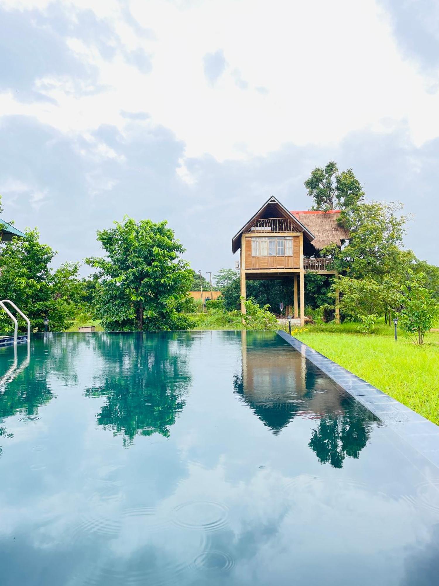 ホテル Prana Ayurveda Chalet- シギリヤ エクステリア 写真
